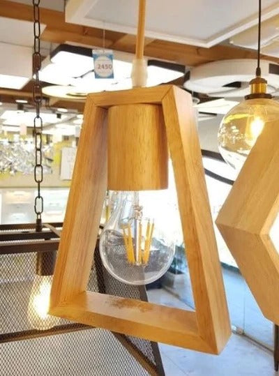 מנורת תלייה WOOD ACT - שלוש צורות לבחירה מעץ טבעי.